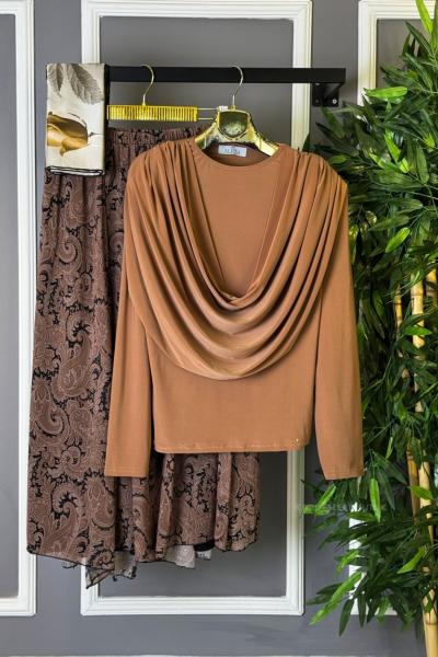 Degaje Yaka Desenli Etekli Takım Vizon