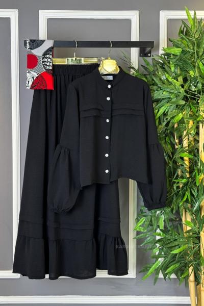 Düğmeli Fırfırlı Etekli Takım Siyah