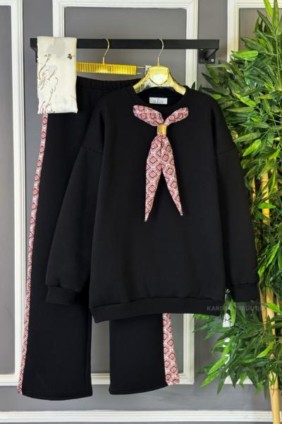 Fular Detaylı İkili Takım Siyah