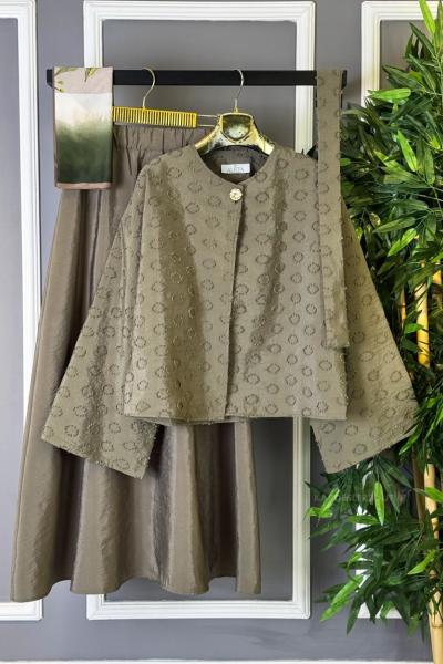 Gold Düğme Detaylı Etekli Takım Yeşil