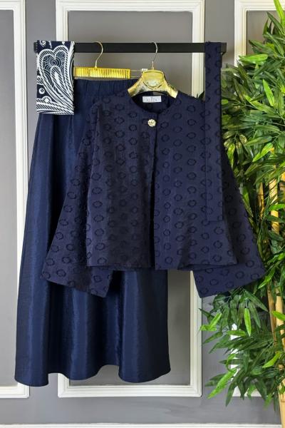 Gold Düğme Detaylı Etekli Takım Lacivert