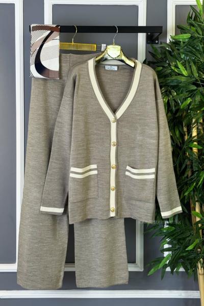 Hırkalı Triko Takım Bej