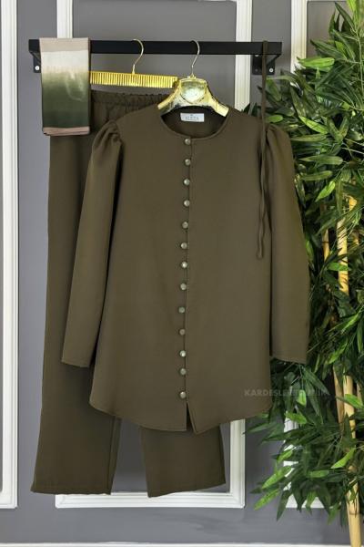 Kuşaklı Düğmeli İkili Takım Haki