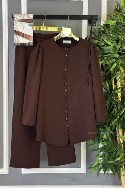 Kuşaklı Düğmeli İkili Takım Kahverengi