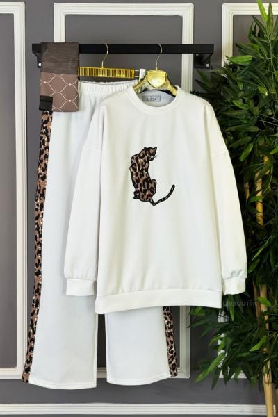 Ön İşlemeli Leopar İkili Takım Beyaz