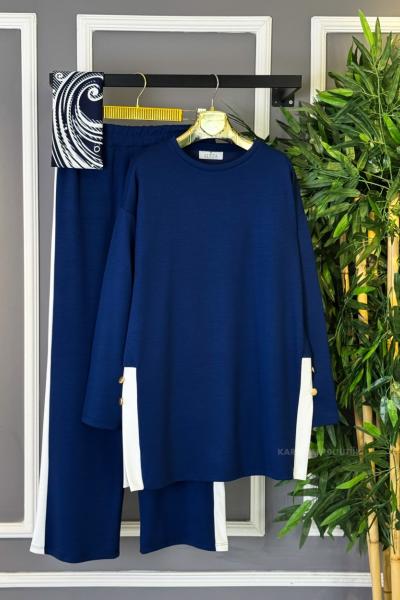 Yandan Yırtmaç Detaylı İkili Takım Lacivert